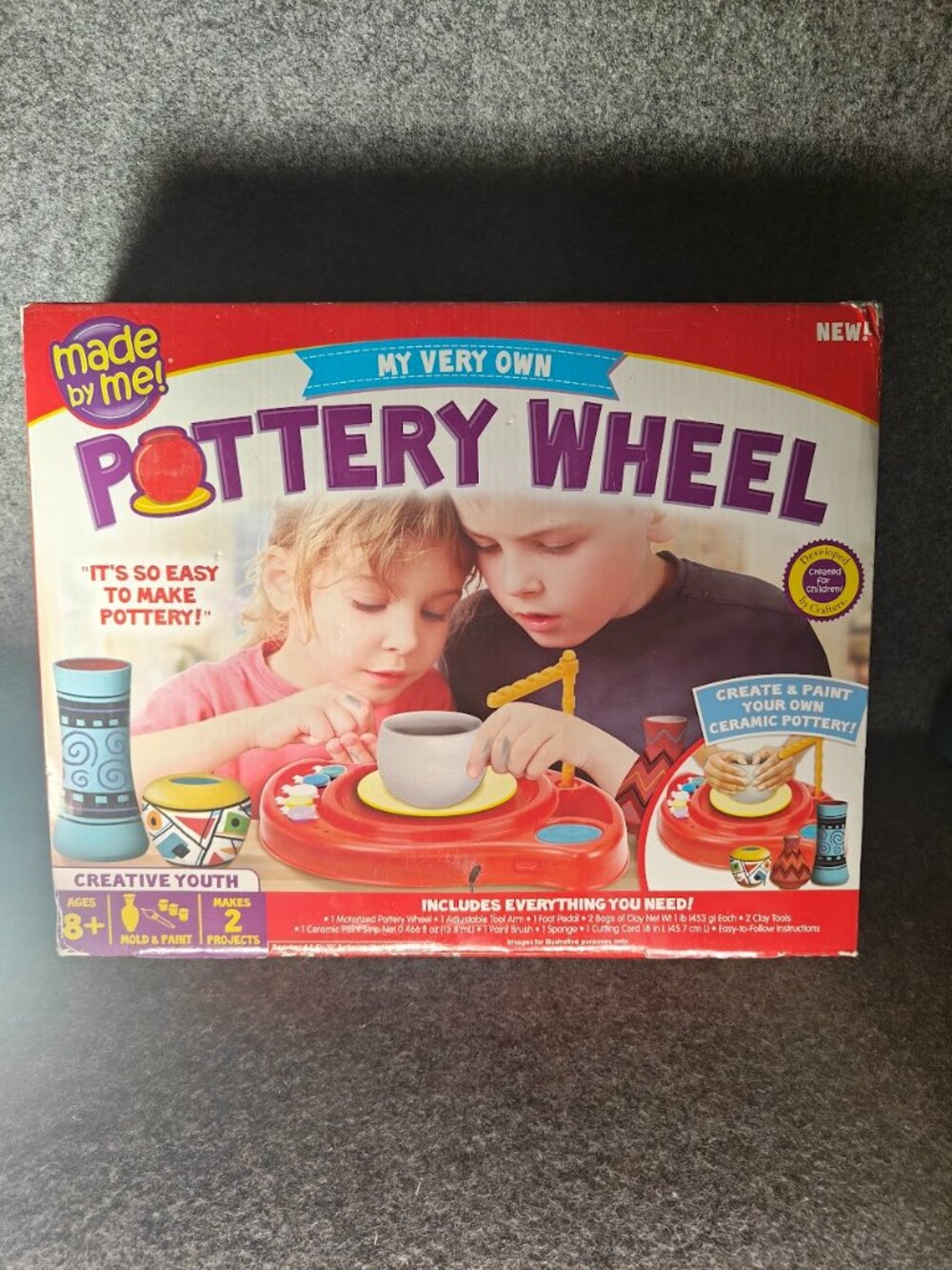 Made by Me Pottery Wheel NEW Ages 8+ Create Paint Ceramic Clay Art Kit